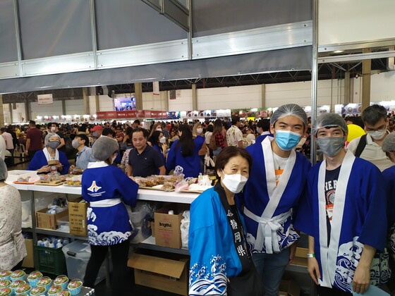 日本のお祭りが開かれました